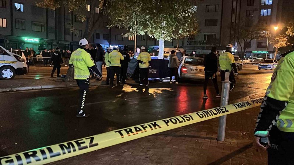 Konya'da şehrin göbeğinde ölümlü kaza