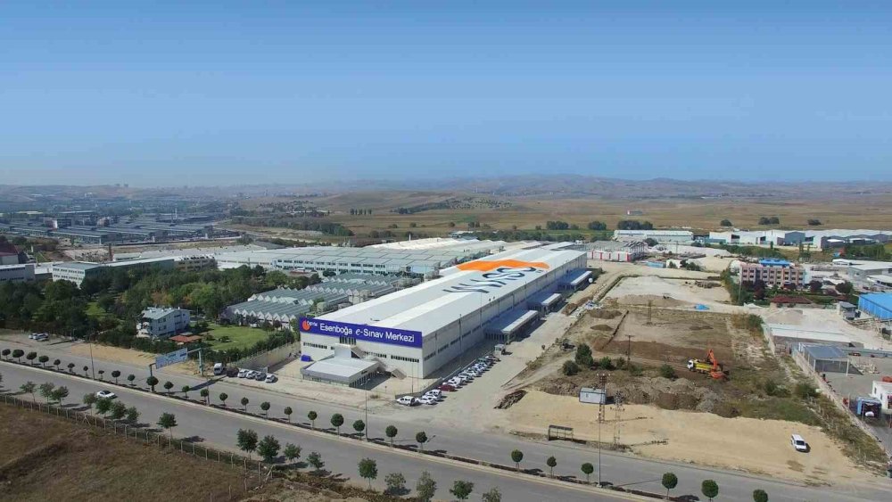 ÖSYM'den Dijital Dönüşümde Yeni Adım: E-Sınav Sistemi Yaygınlaşıyor