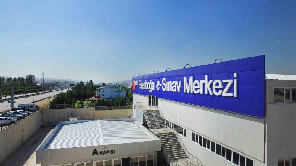 ÖSYM'den Dijital Dönüşümde Yeni Adım: E-Sınav Sistemi Yaygınlaşıyor