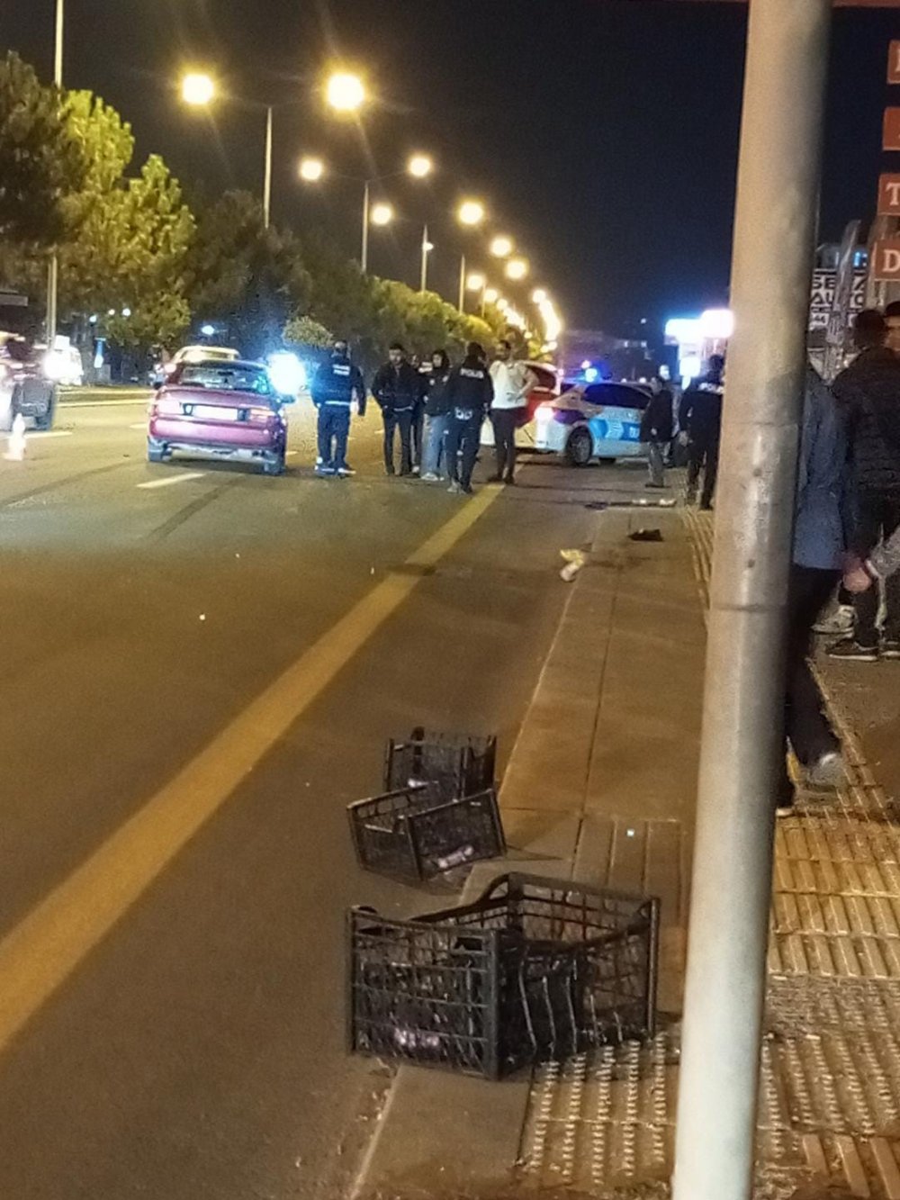 VİDEO HABER: Yaya Geçidinde Kaza: Bir Kişi Yaralandı!