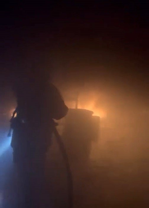 Kestel OSB'de Korkutan Yangın: 16 İtfaiye 15 Dakikada Kontrol Altına Aldı