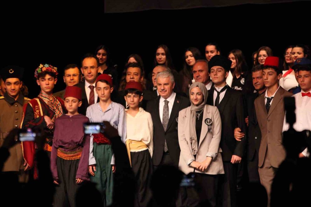 Konya'da Atatürk'ü Anma Törenleri: Ata'ya Saygı Zinciri