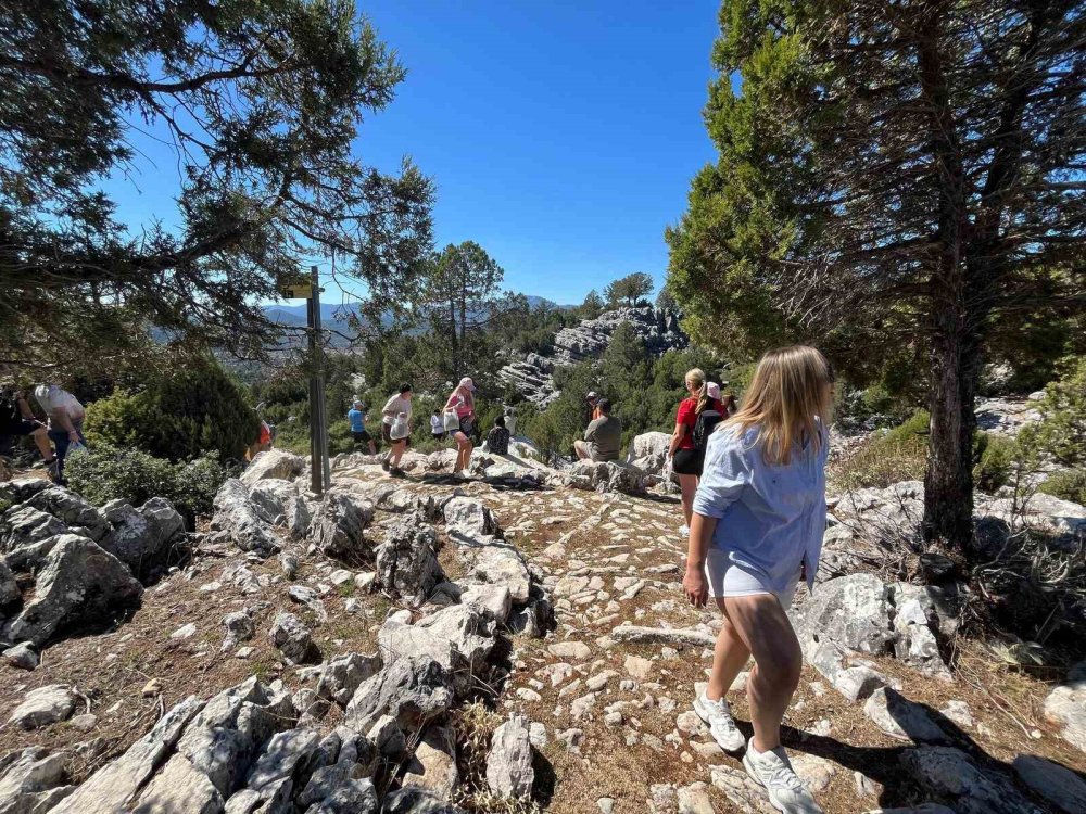 Tarihin İzinde Eşsiz Bir Keşif: Akseki-Sarıhacılar Kervan Yolu