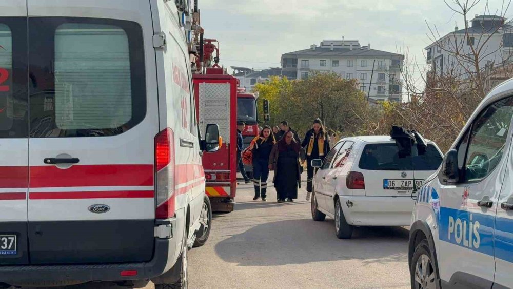 Tartıştığı annesinin evini ateşe verip kaçtı