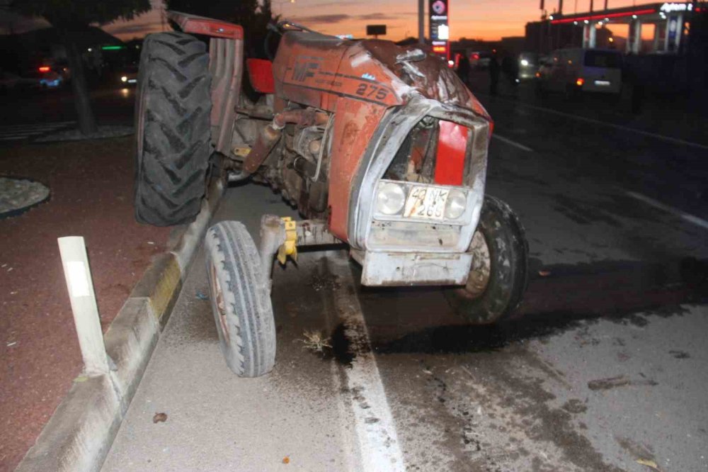 Konya’da traktör ile otomobil çarpıştı: Traktör sürücüsü Konya'ya sevk edildi
