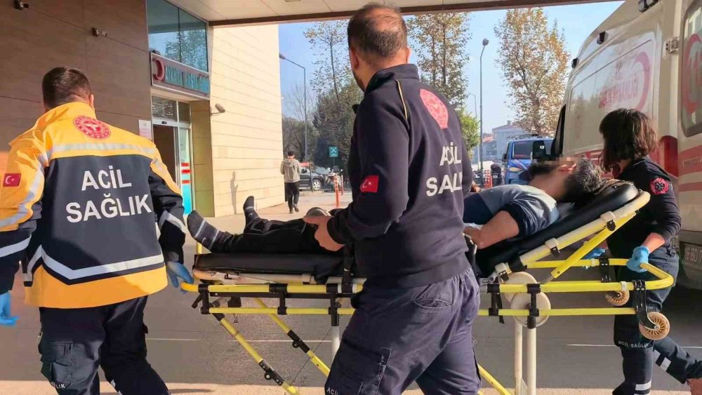 Bir gıda zehirlenmesi daha: 3 kişilik aile hastanelik oldu