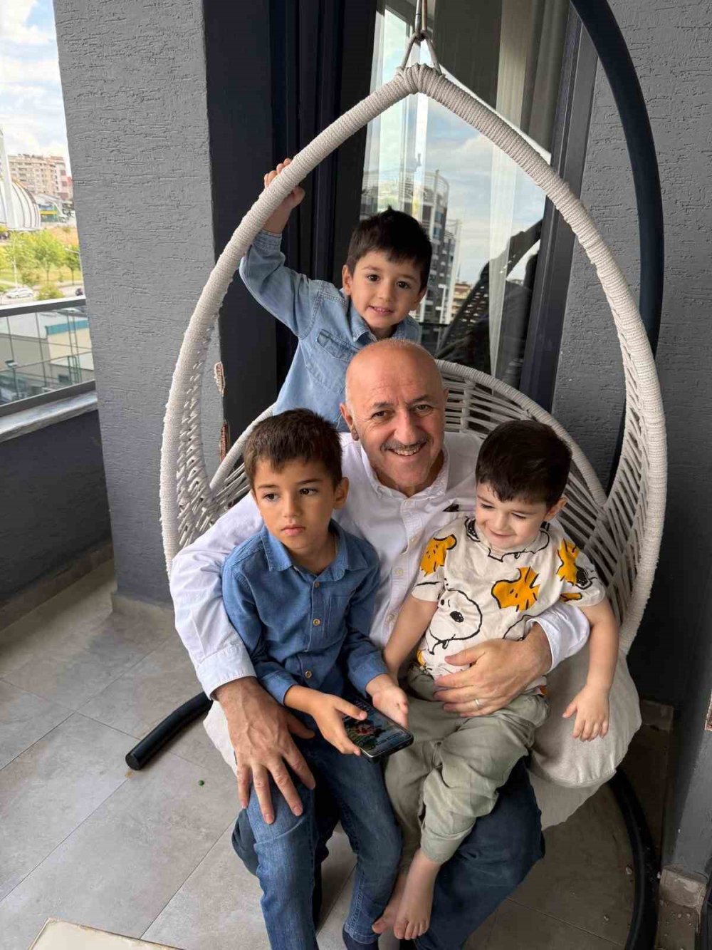 Bursalı işadamının eşleri anlaşamadı, cenazesi Cidde’de kaldı