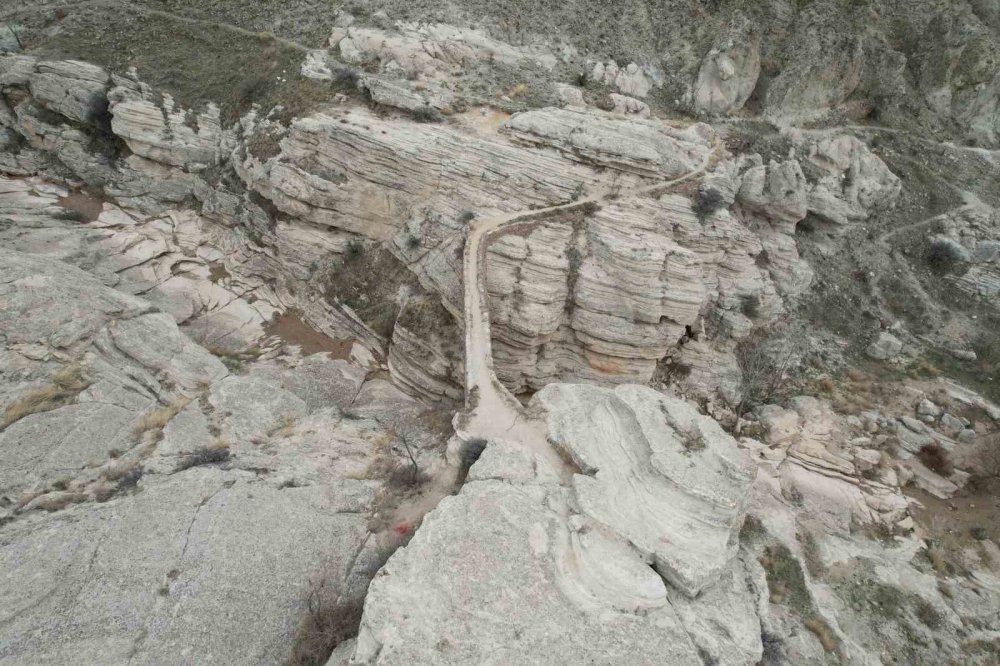 Konya'da şeytanın bile aklına gelmeyen köprü