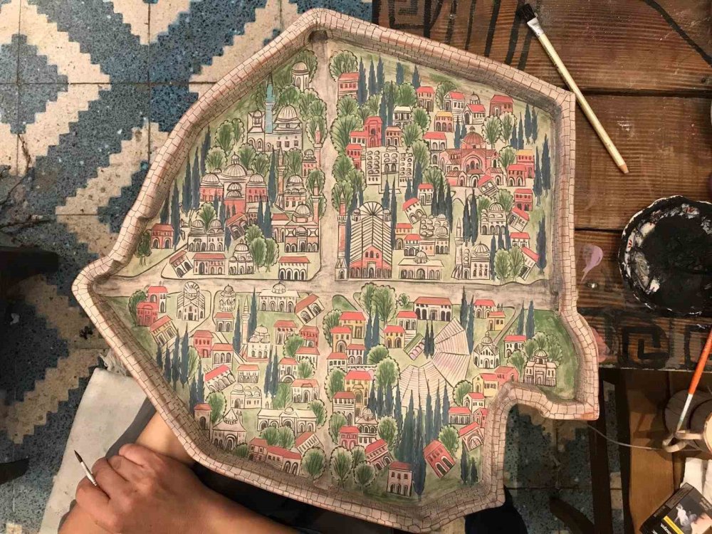 Yapımı 1,5 ay süren eser, Papa 14’üncü Leo’ya takdim edilmeye hazır