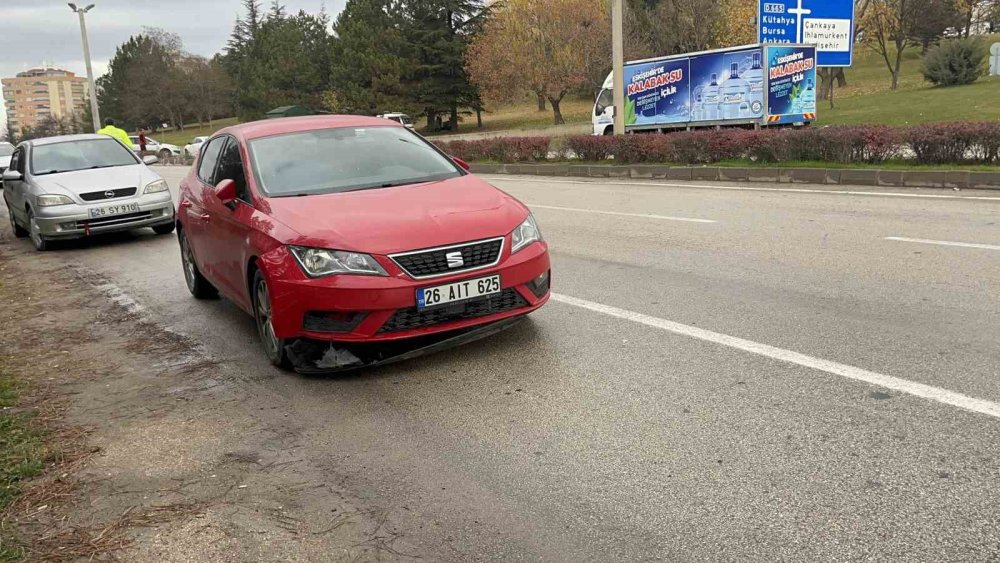 Zincirleme Kaza Ölüm Getirdi: Savrulan Yayalara İkinci Araç da Çarptı
