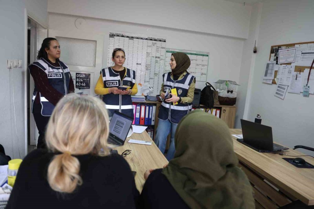 Korkunç tablo: 10 ayda 171 kadın ‘KADES’ ile hayatta kaldı