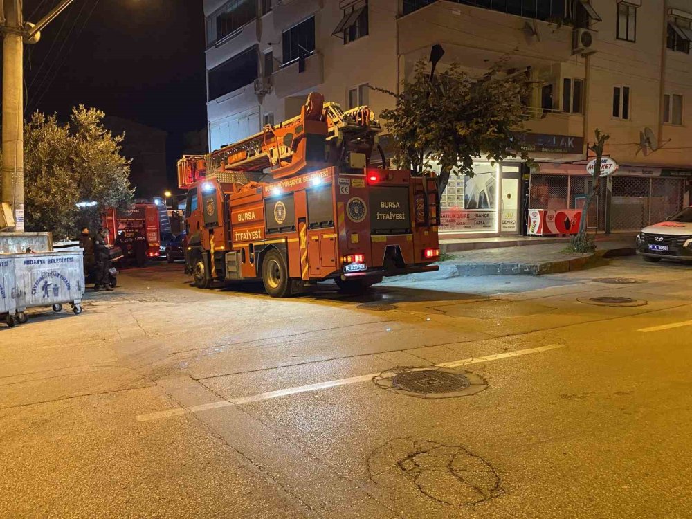 Tesadüfün bu kadarı: Şüpheli serbest kaldı, apartman yine yandı