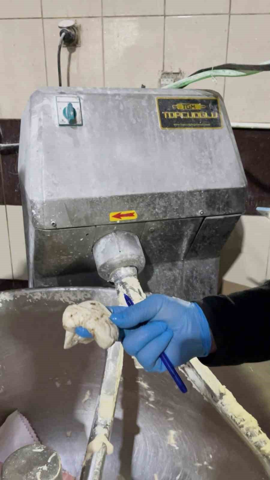 Fırın denetiminde mide bulandıran görüntüler