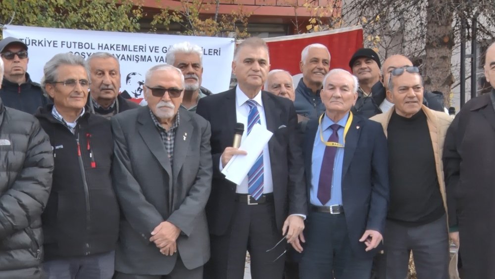 Hakem Vakfı'ndan "Bahis ve Şike" Soruşturmasına Dair TFF Önünde Açıklama