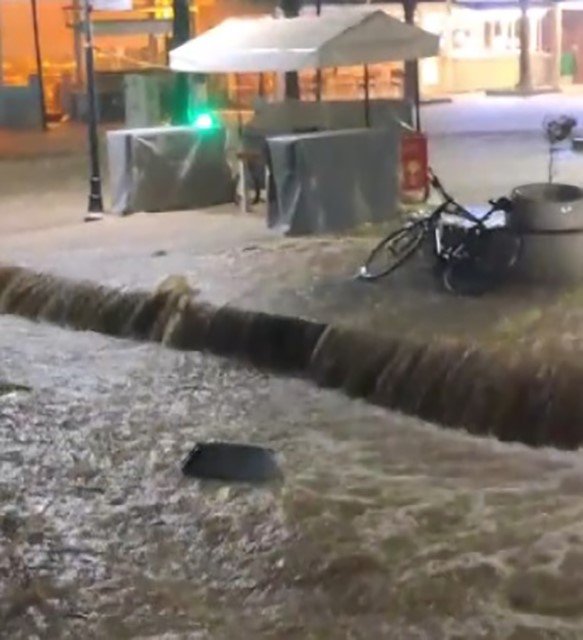 Bereket geldi denizle kara birleşti