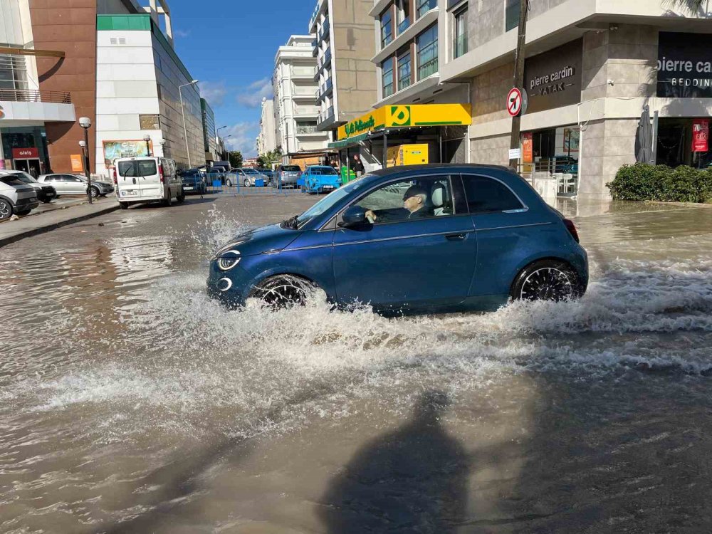 Bereket geldi İzmirli durumdan şikayet ediyor