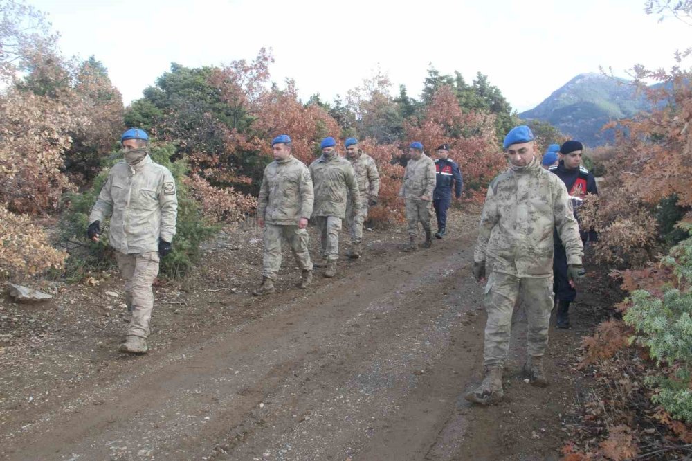 Kayıp çocuk Berk İvacık saklanıyor mu? Bakılmadık yer kalmadı!