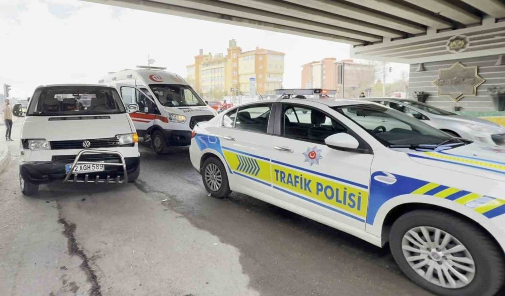Yakınını kaza yerinde gördü, kalp krizi geçirdi