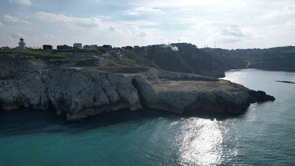 Karadeniz Kıyısında Ege Güzelliği: İstanbul'un Saklı Mağaraları