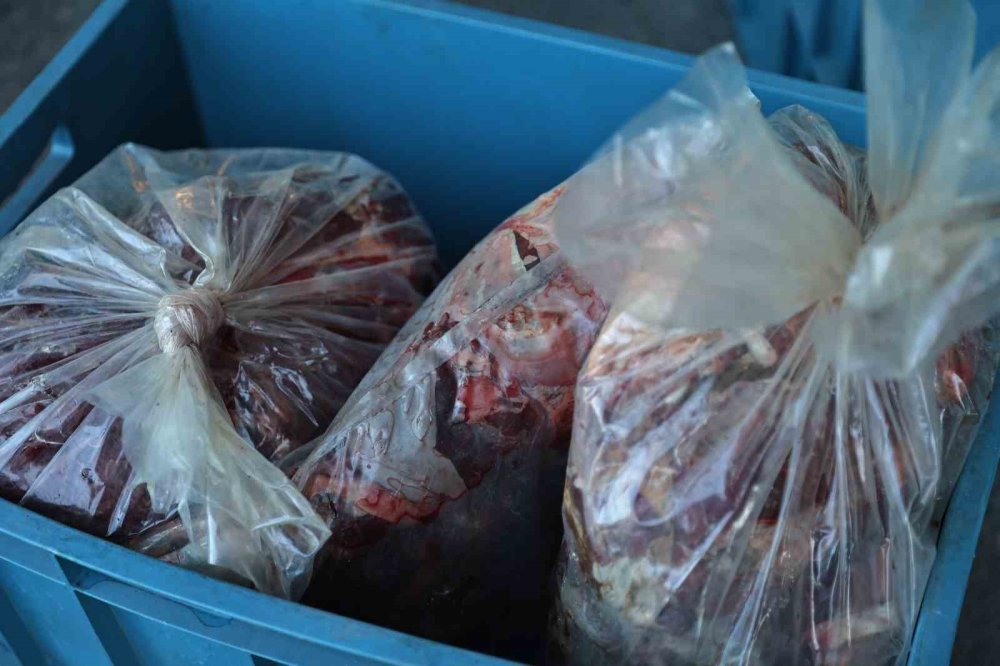 Otogarda Soğuk Zincir İhlali: 275 KG Kaçak Ete El Konuldu