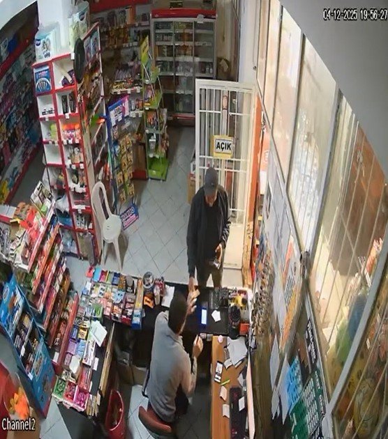 Keçiborlu’da dağlık alanda başsız erkek cesedi bulundu