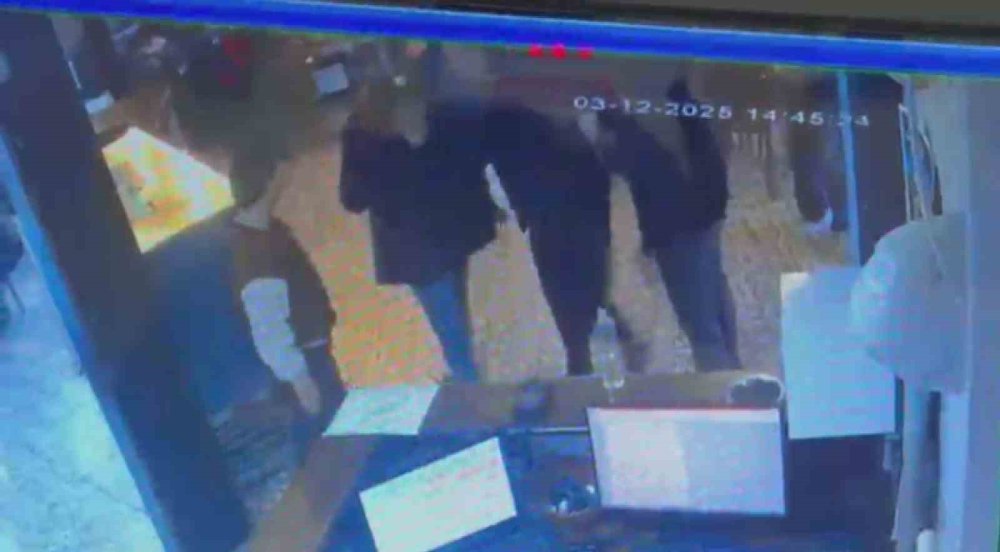 'Ölüyorum' diye bağırdı: Garsonun Heimlich müdahalesi hayata döndürdü