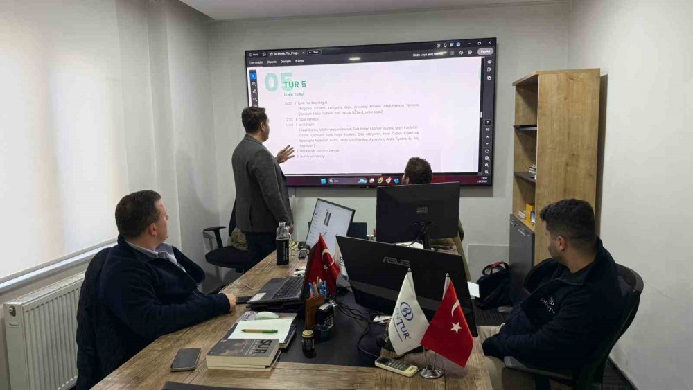 Papa bir geldi pir geldi: Hareketlilik başladı