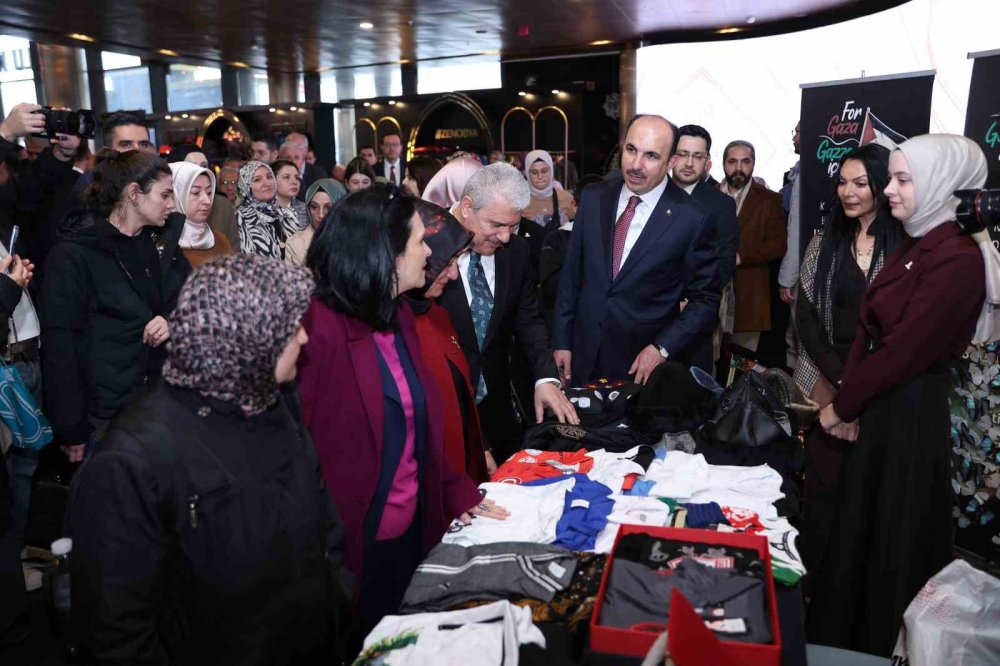 Konya’da 17. Altın Dokunuşlar Festivali “İpek Yolu” temasıyla açıldı