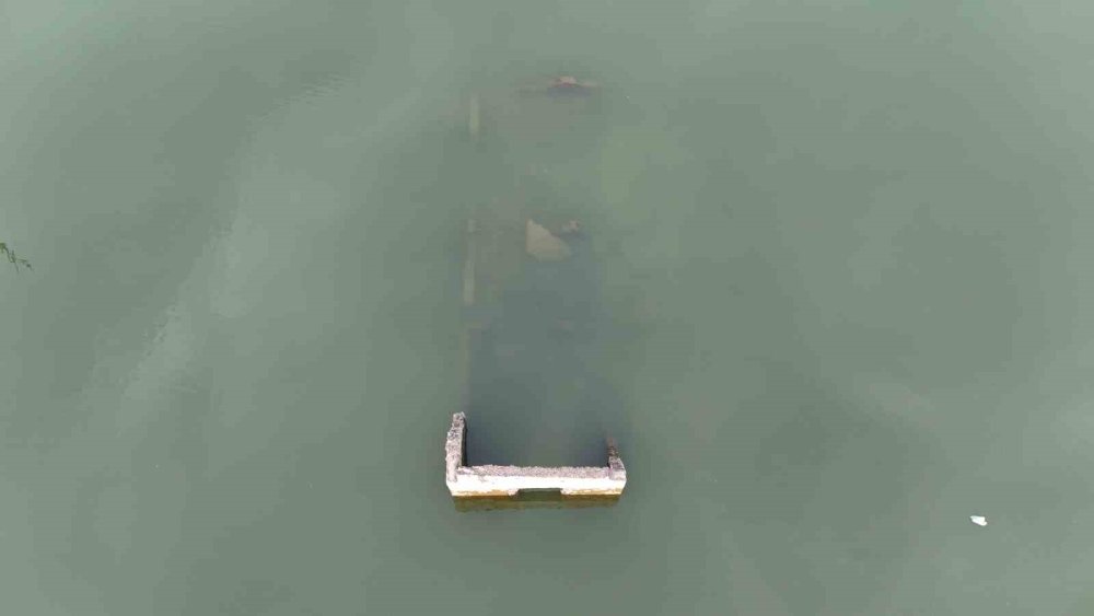 Kuraklığın en net görüntüsü: Eski köy evleri ortaya çıktı