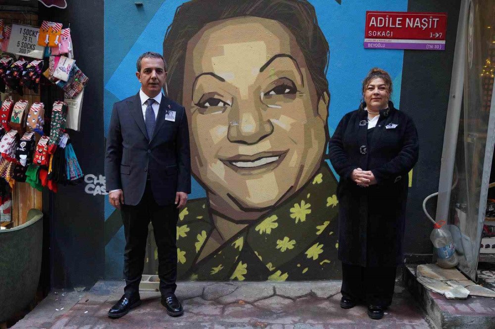 Adile Naşit vefatının 38. yılında Beyoğlu’nda anıldı