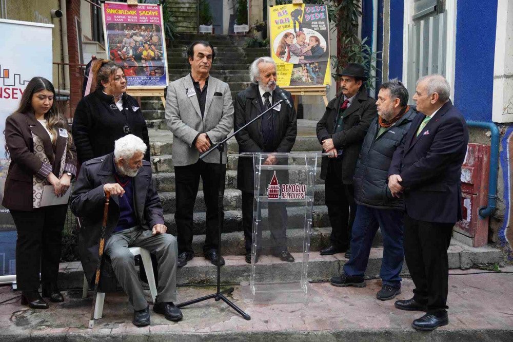 Adile Naşit vefatının 38. yılında Beyoğlu’nda anıldı