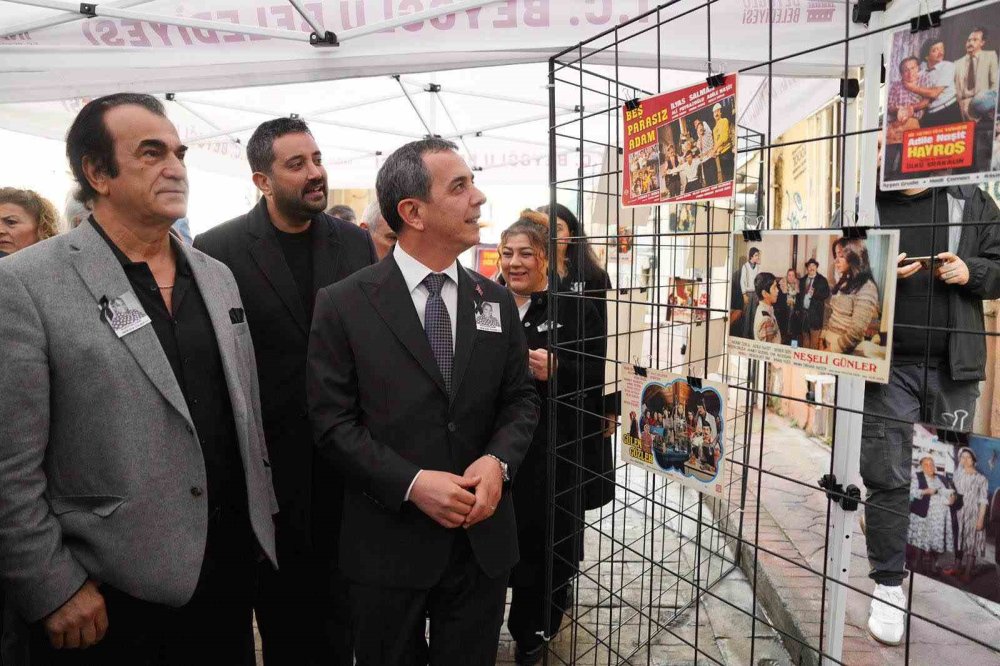 Adile Naşit vefatının 38. yılında Beyoğlu’nda anıldı