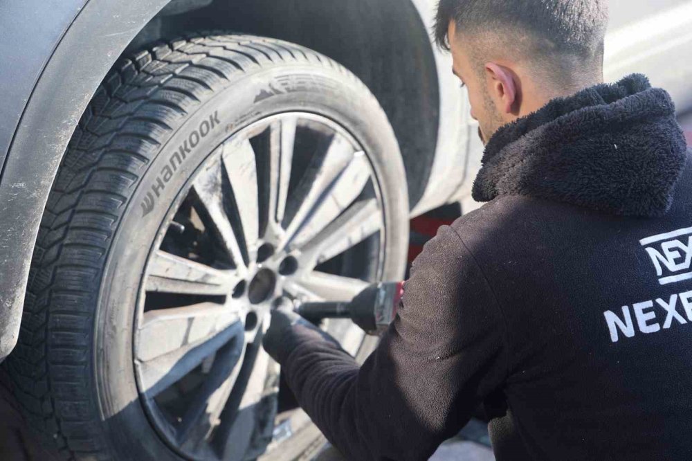 Kış Lastiğinde Hayati Uyarılar: 4 Teker Şart, Düşük Hava Yanlış