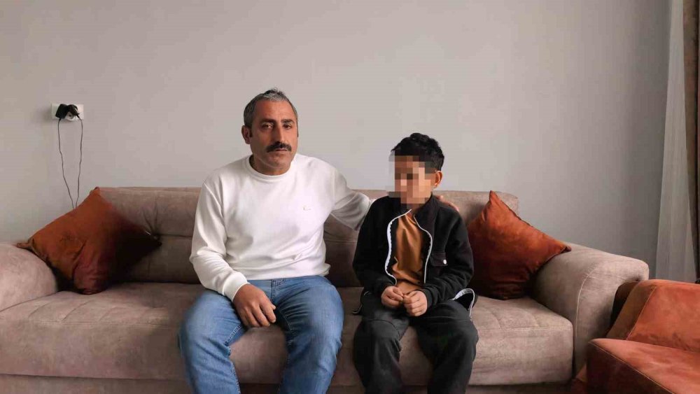 Okul müdürü öğrenciye şiddet iddiasıyla görevden alındı