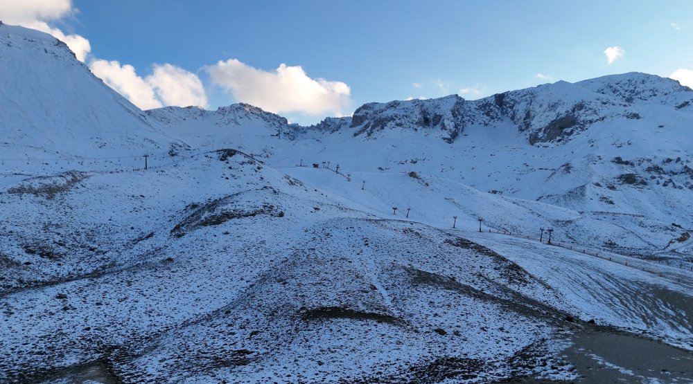 Torosların kayak merkezi karsız kaldı, pistler açılmadı