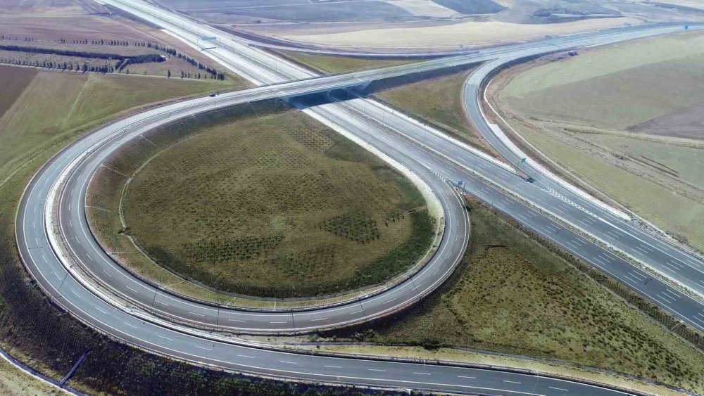 Ankara-Niğde Otoyolu’na Uluslararası Yol Federasyonu’ndan ödül