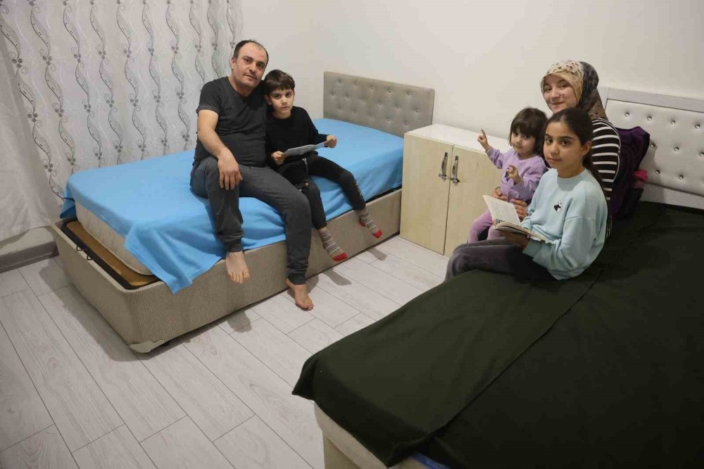 Hataylı depremzedelerden Bakan Kurum’a destek