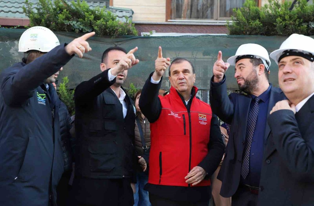 İstanbul'da deprem hazırlığı! 8 katlı bina yıkıldı