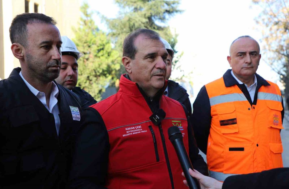 İstanbul'da deprem hazırlığı! 8 katlı bina yıkıldı