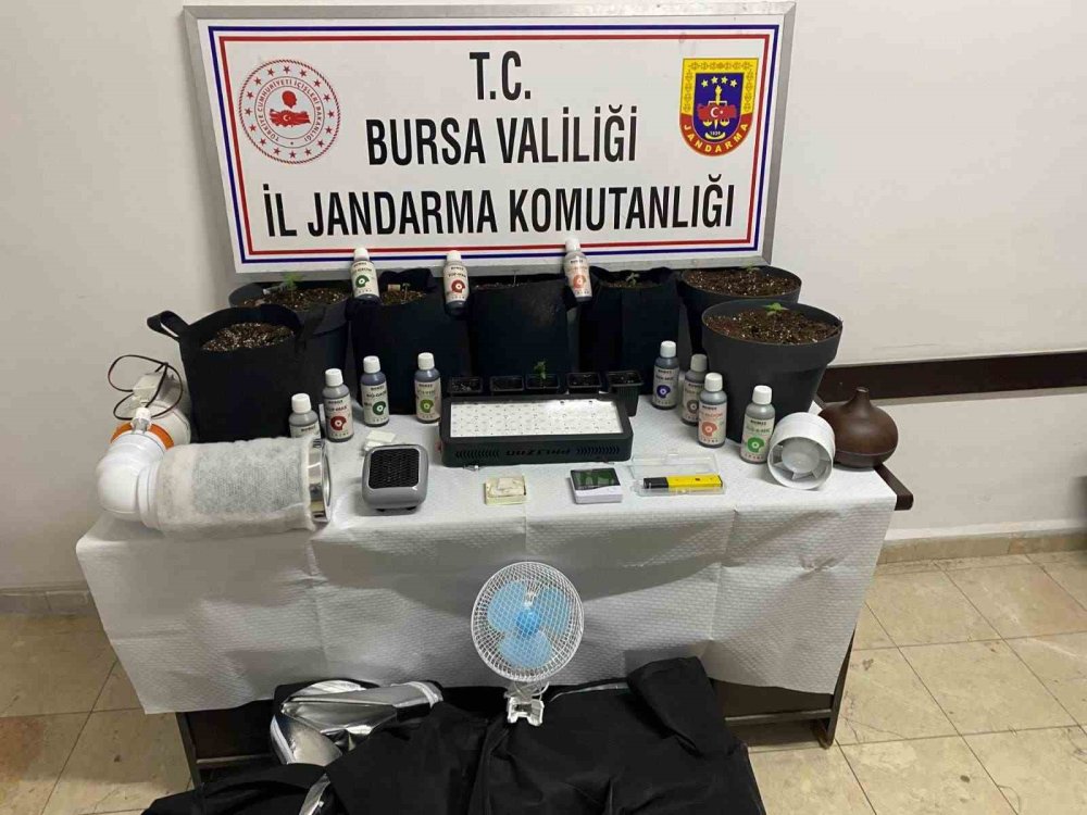 Bursa'da kapılar bir bir kırıldı