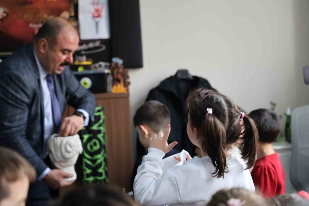 Konya’dan Gönderilen Şivlilik Paketleri Kırşehir’i Sevindirdi