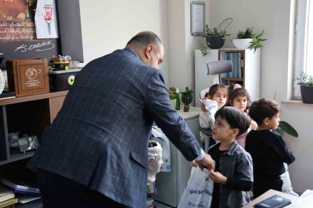 Konya’dan Gönderilen Şivlilik Paketleri Kırşehir’i Sevindirdi