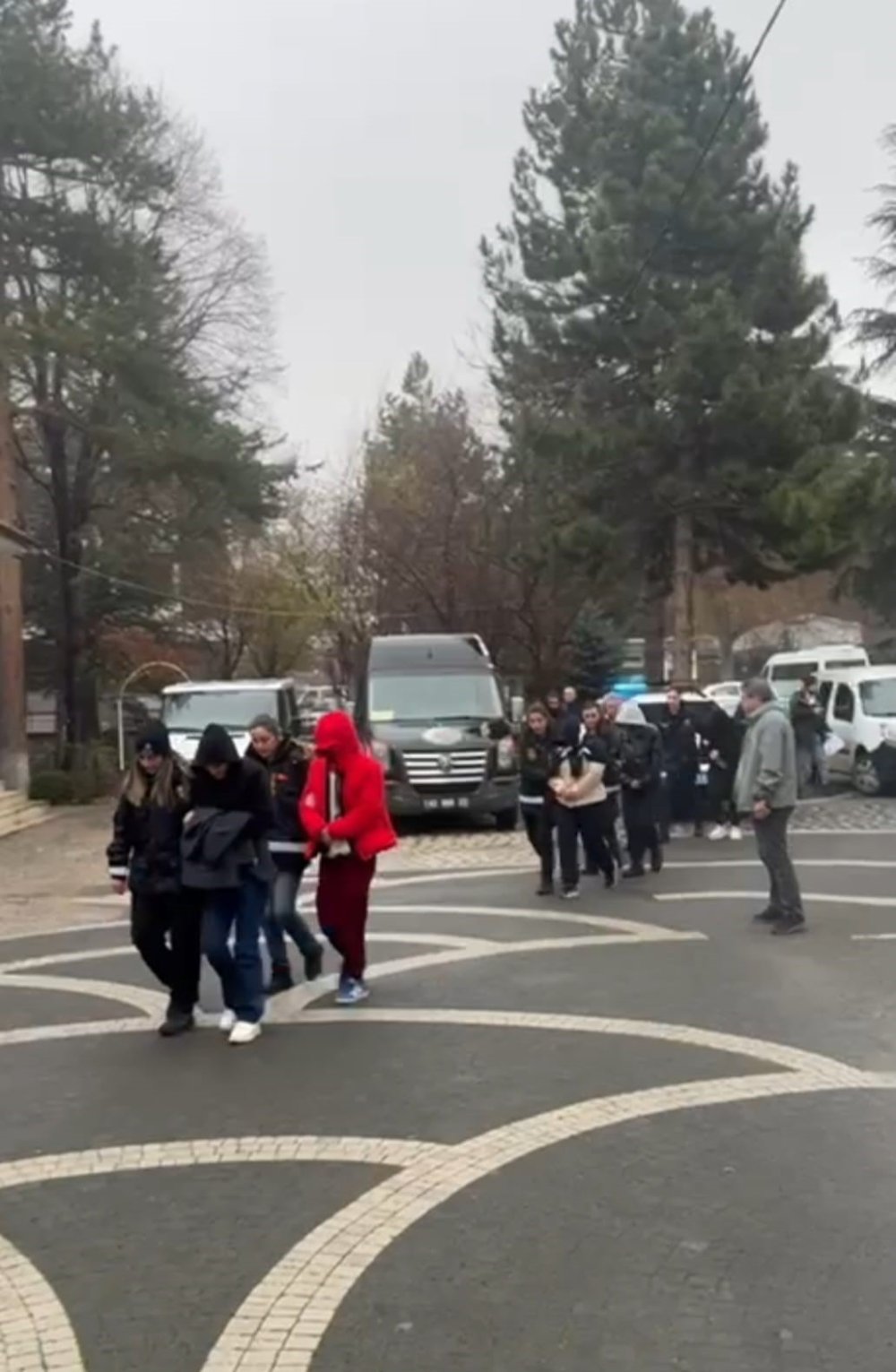 Akşehir'de masaj salonlarından tanıdık görüntüler