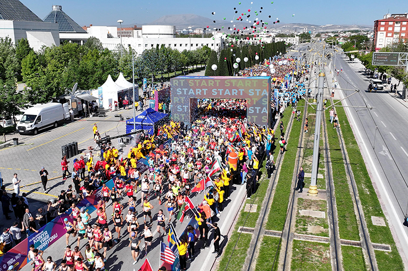 konya-yari-maraton-1.jpg