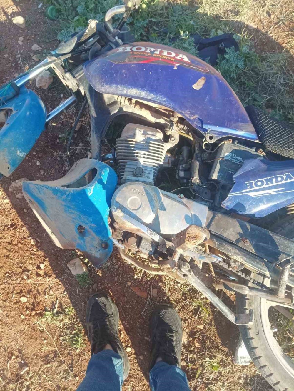 Refüje çarpan motosikletteki 2 çocuk hayatını kaybetti