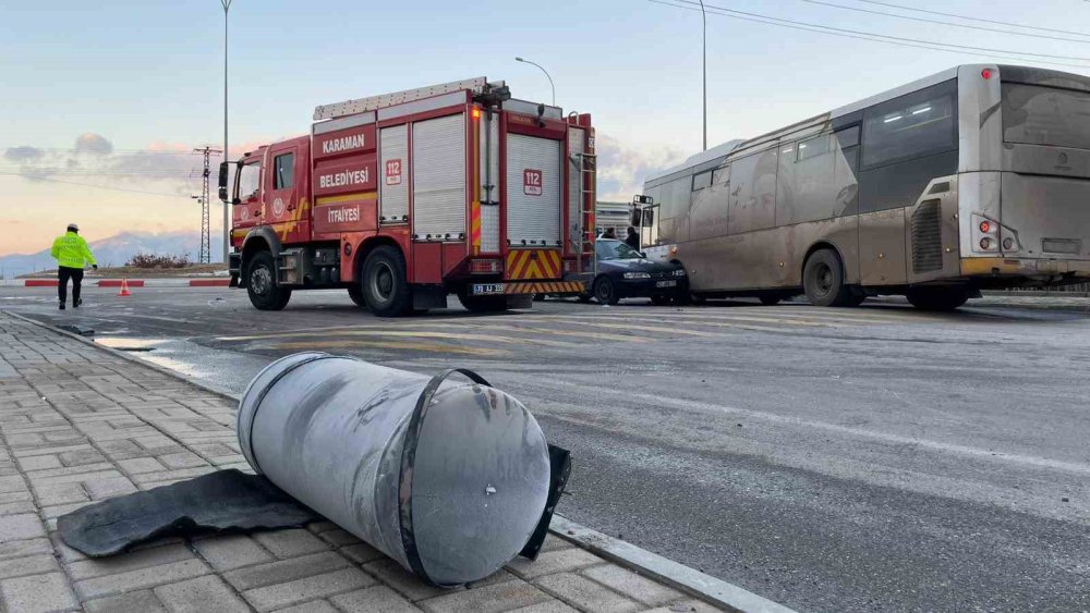 LPG tankını yerinden fırlatan kaza anı kamerada