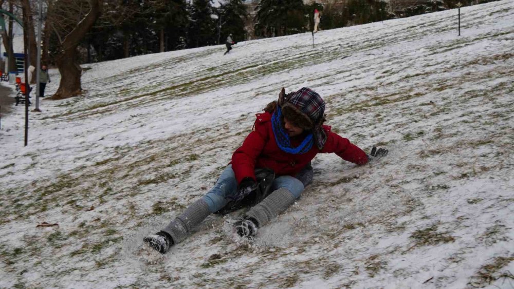 Hayat kısa Ankara kayıyor