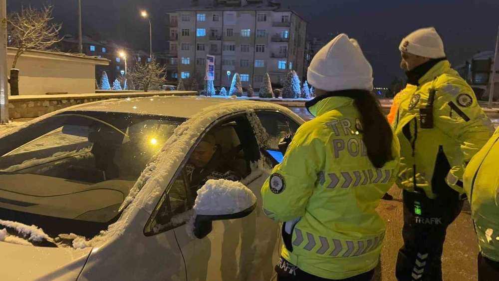 Yeni yıla eğlenceyle girdiler, cezayla çıktılar