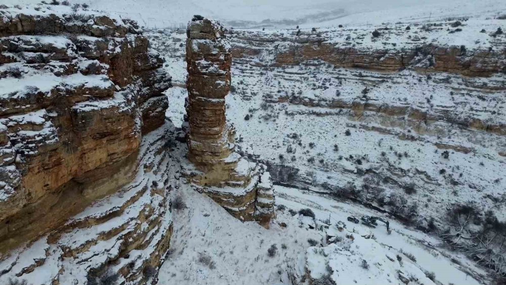 Kar Yağdı, Karaman’ın Tarihi Beyaza Büründü