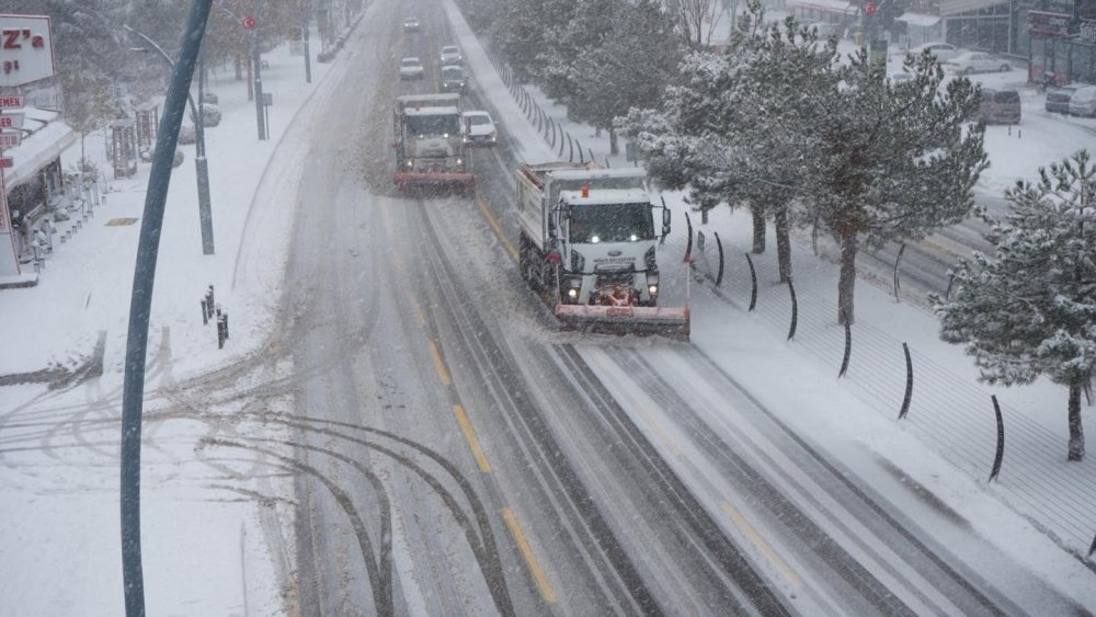 Niğde Belediyesi’ne Karla Mücadelede Tam Not